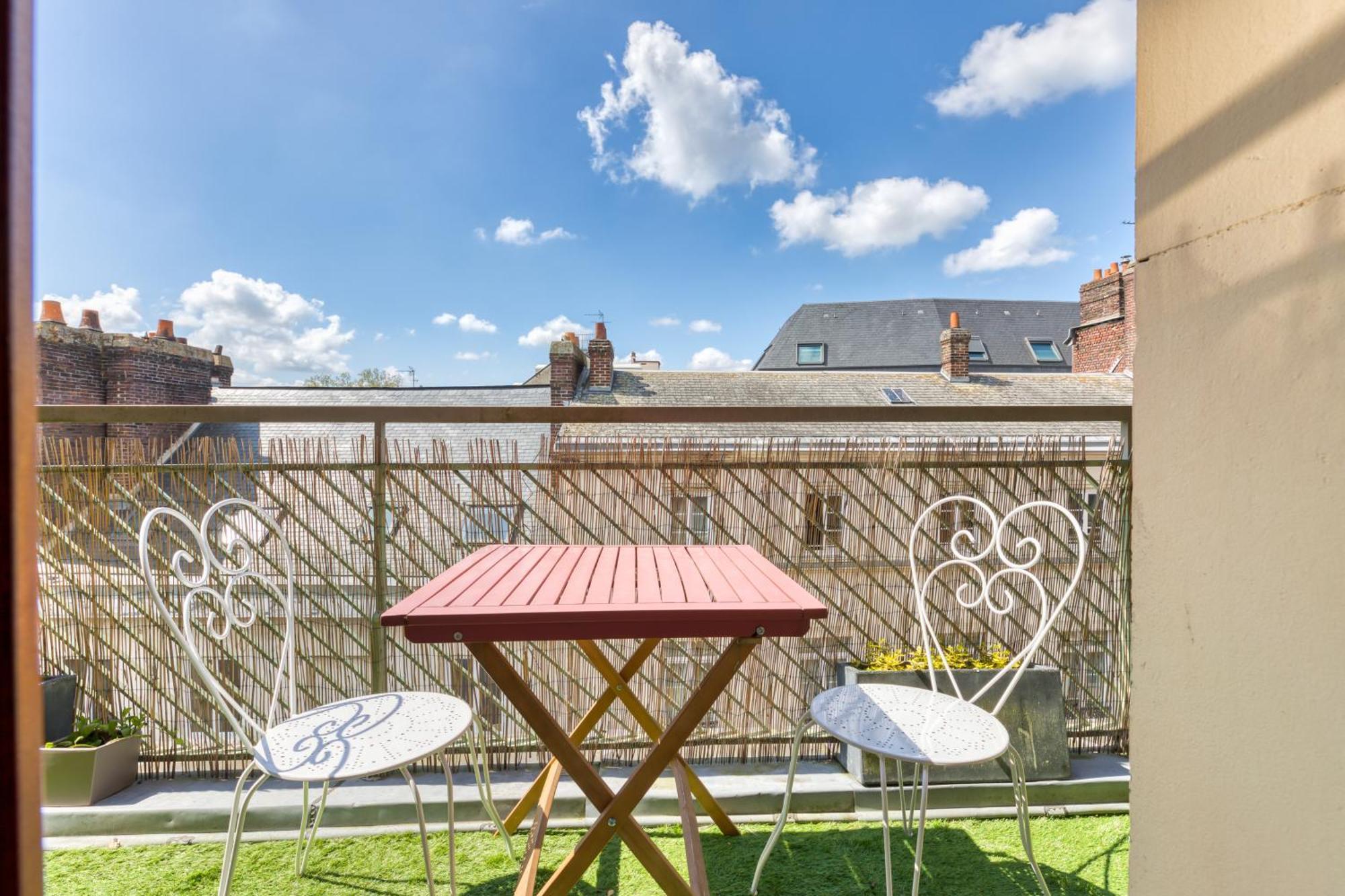 Juliette : *Logement Avec Balcon* Apartment Rouen Exterior photo